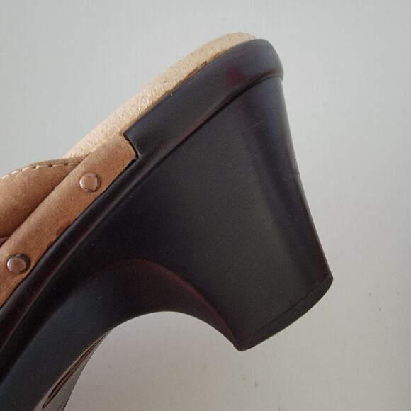 Sofft Leather Clog Wide Mule Camel Color Womans Size 8.5 Slip On - Picture 11 of 12